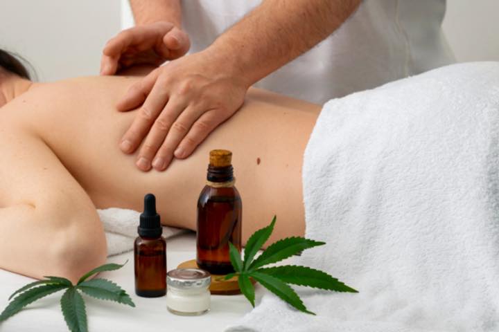 CBD Oil Massage